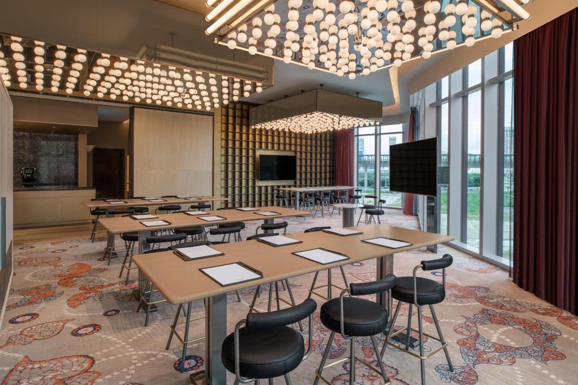W Macau - Studio City Exterior photo Meeting room